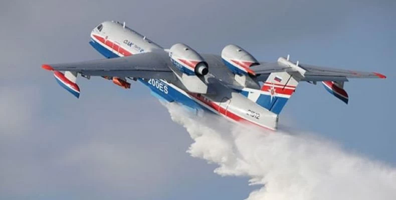 Πρόβλημα για το BERIEV Be-200 - Με το ζόρι επέστρεψε στην Ελευσίνα